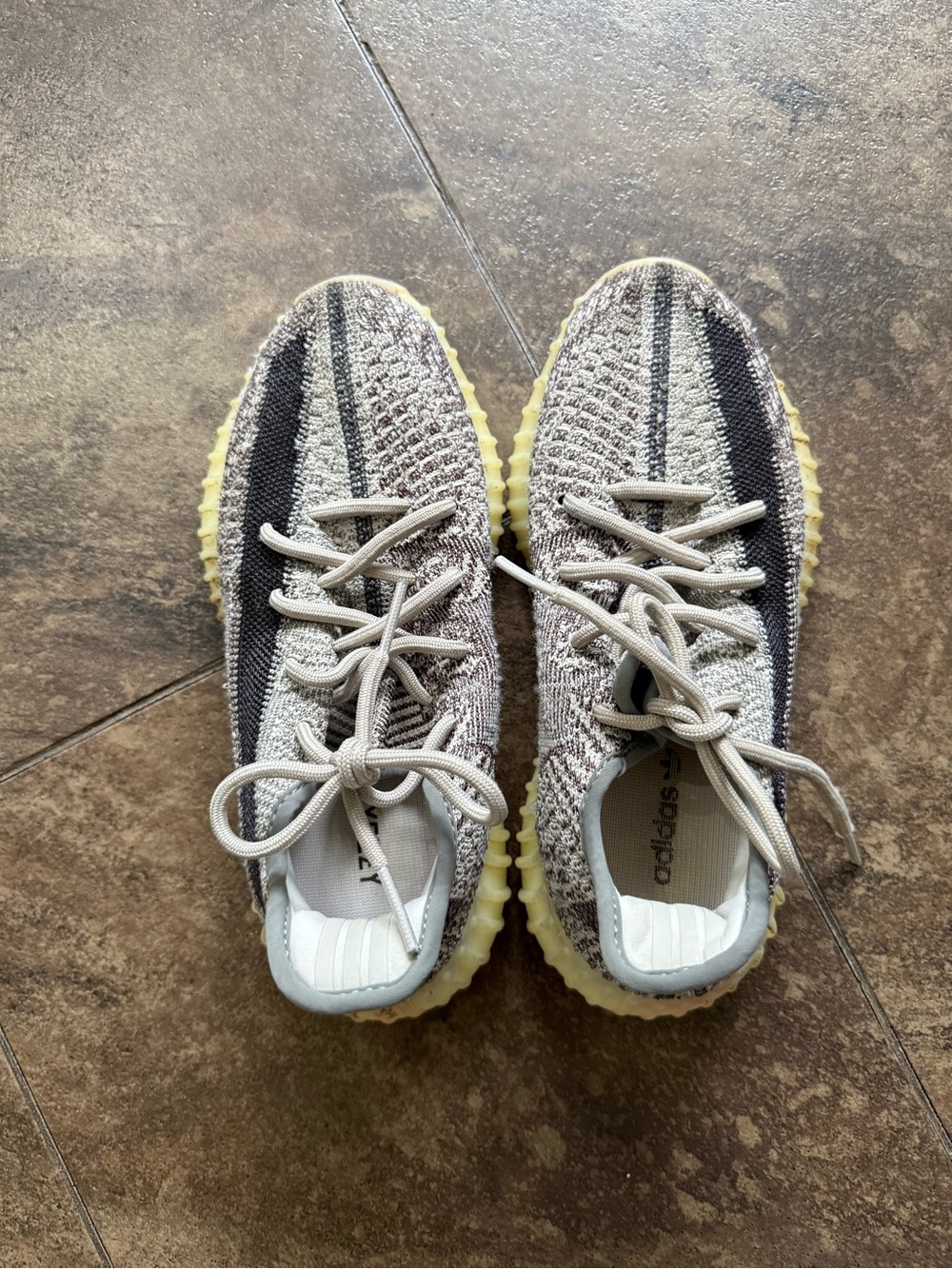 adidas Yeezy Kids Neutral Knit Sneakers size 5
